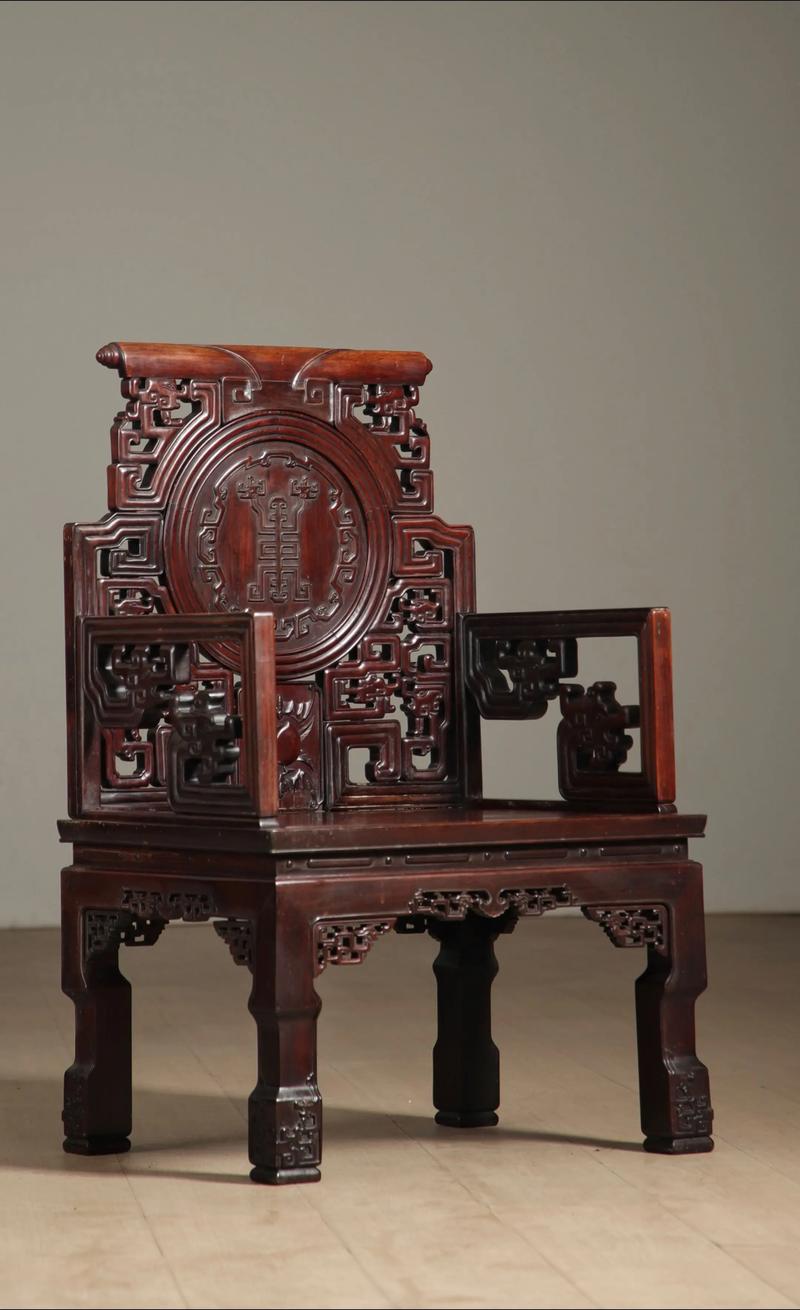 古典红木家具：穿越时光的艺术之美